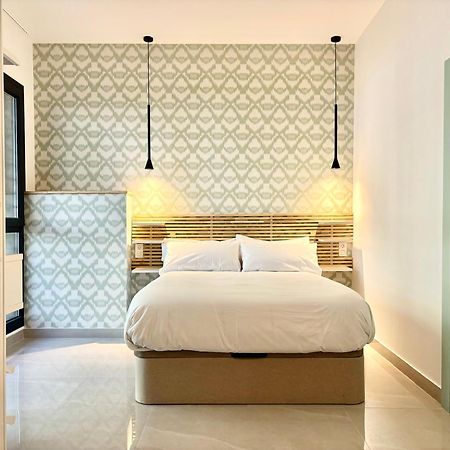 Gulliver Suites Valencia Exteriör bild