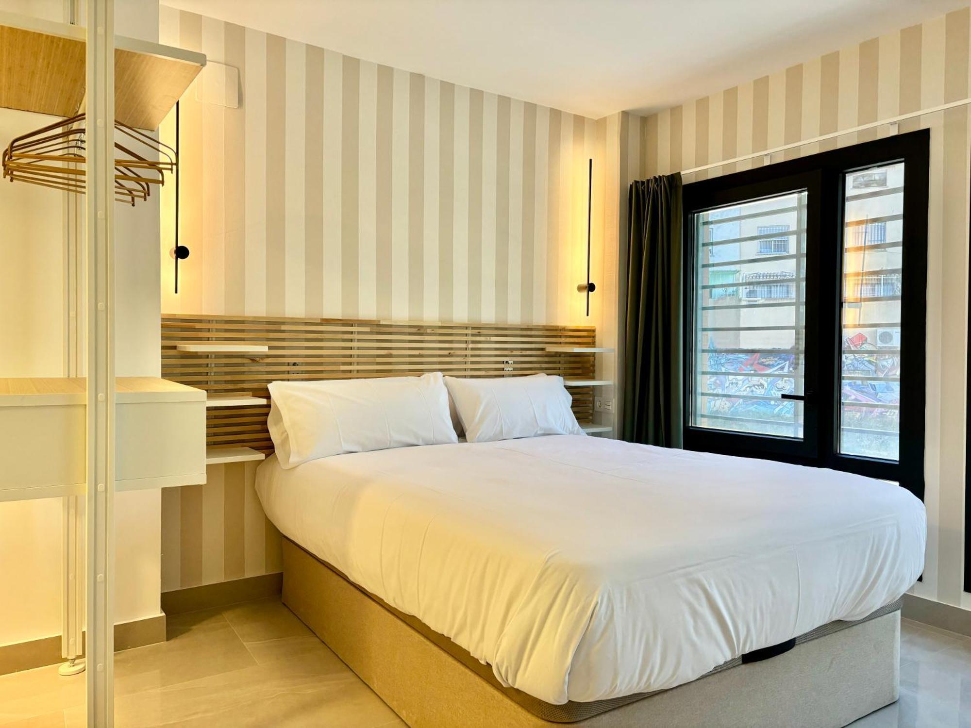 Gulliver Suites Valencia Exteriör bild