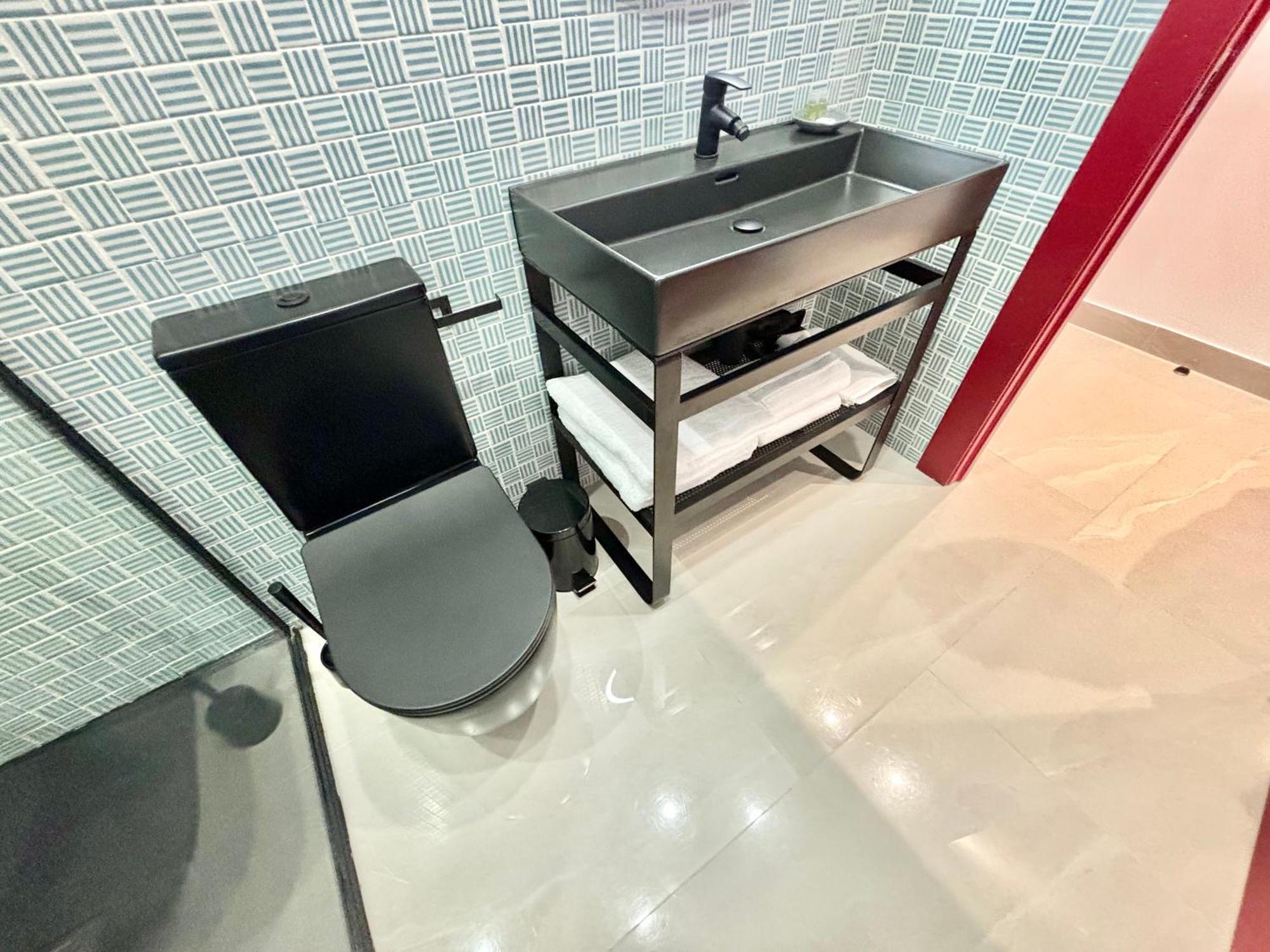 Gulliver Suites Valencia Exteriör bild