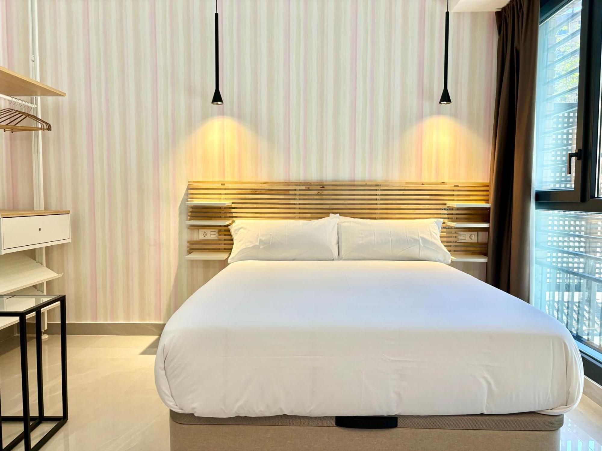 Gulliver Suites Valencia Exteriör bild