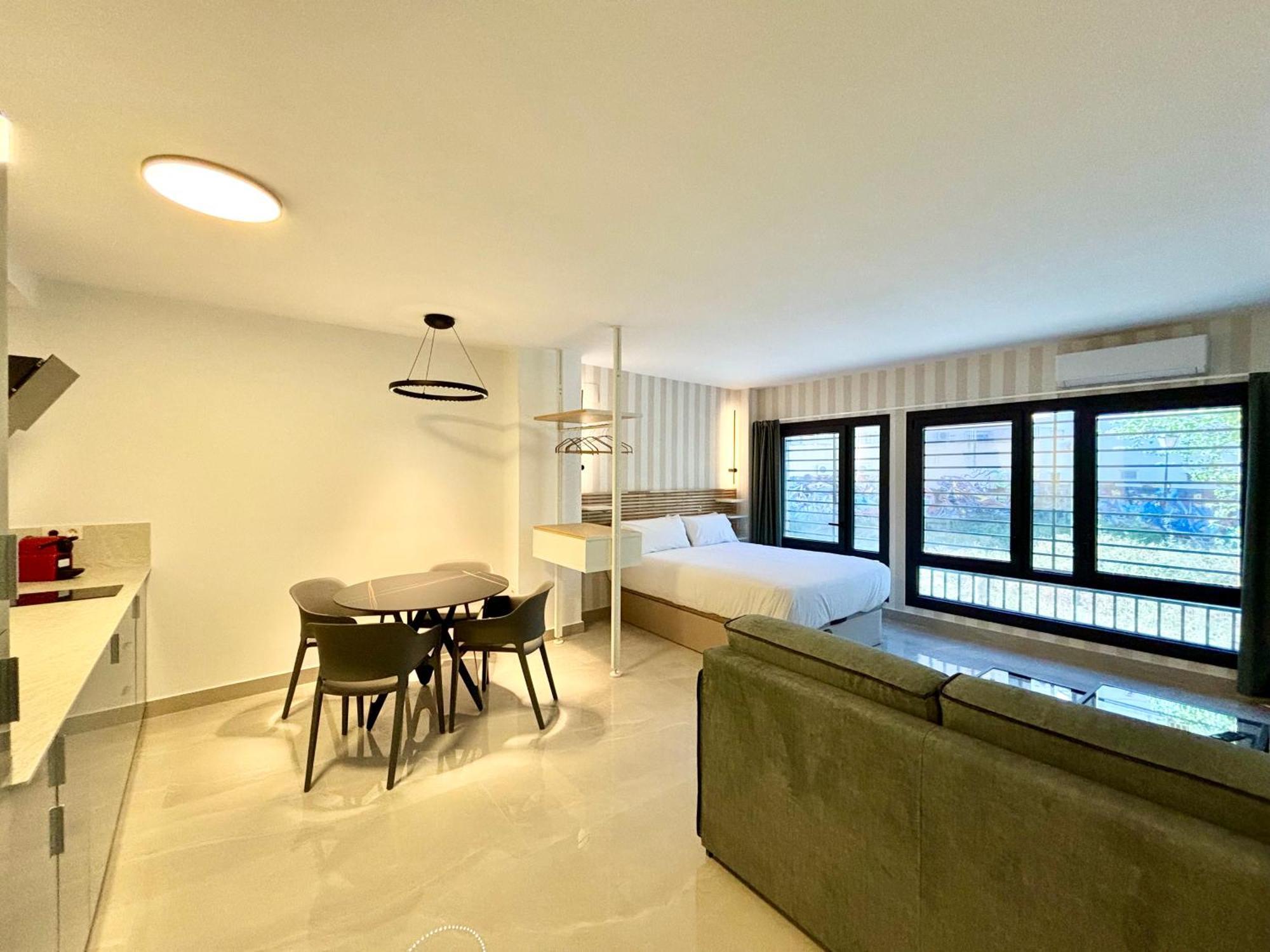 Gulliver Suites Valencia Exteriör bild