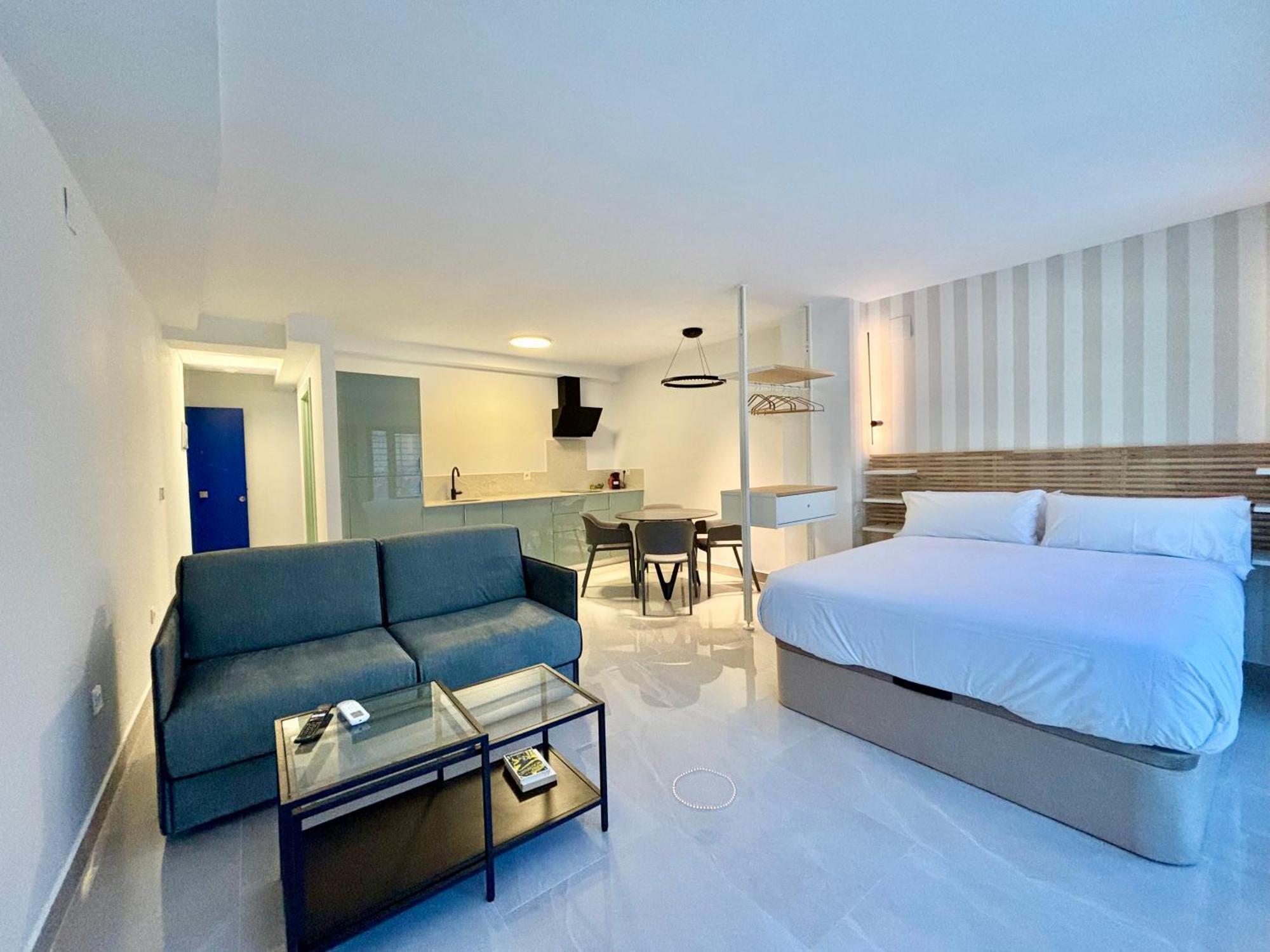 Gulliver Suites Valencia Exteriör bild
