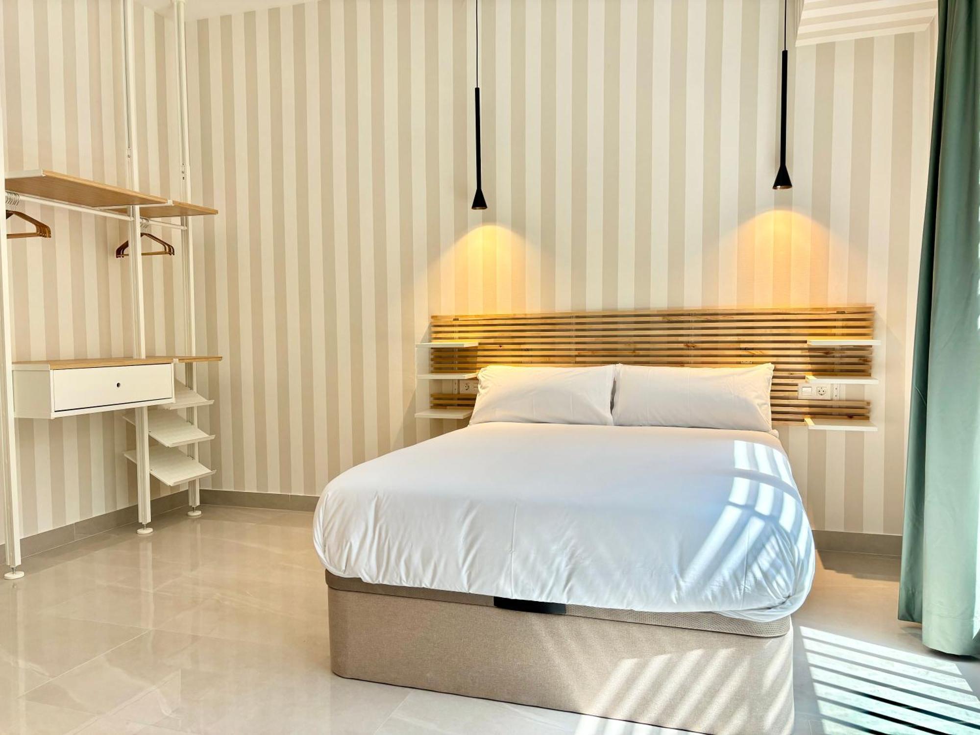 Gulliver Suites Valencia Exteriör bild