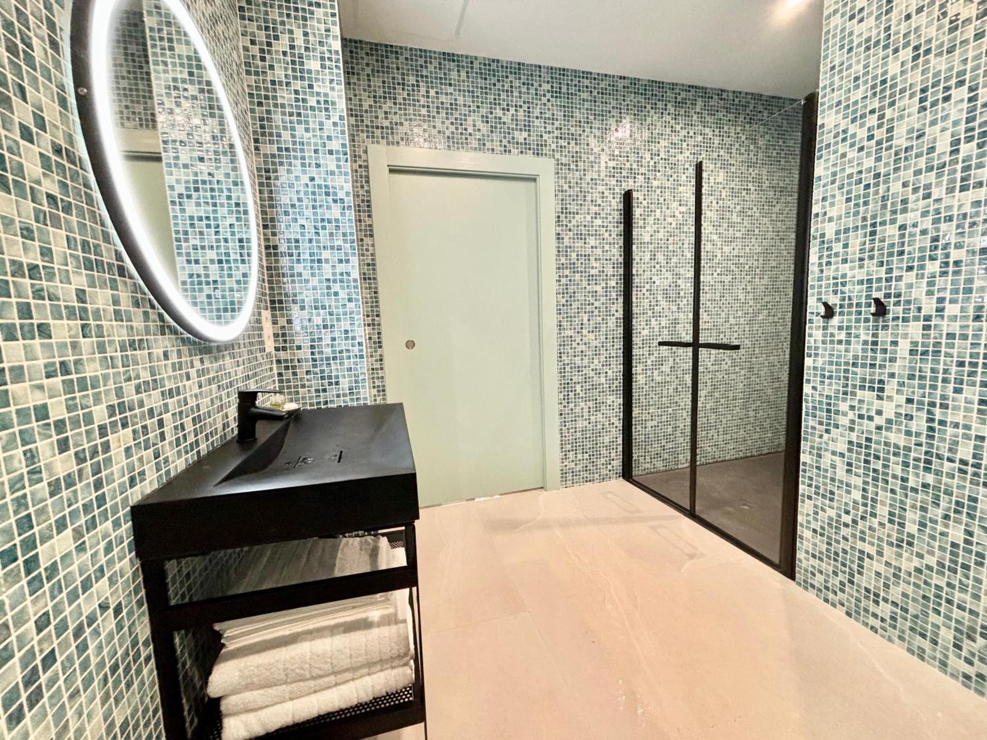 Gulliver Suites Valencia Exteriör bild